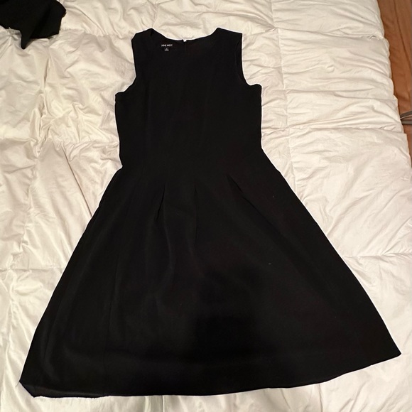 Formal midi black dress 🌚🌺 - Picture 3 of 3